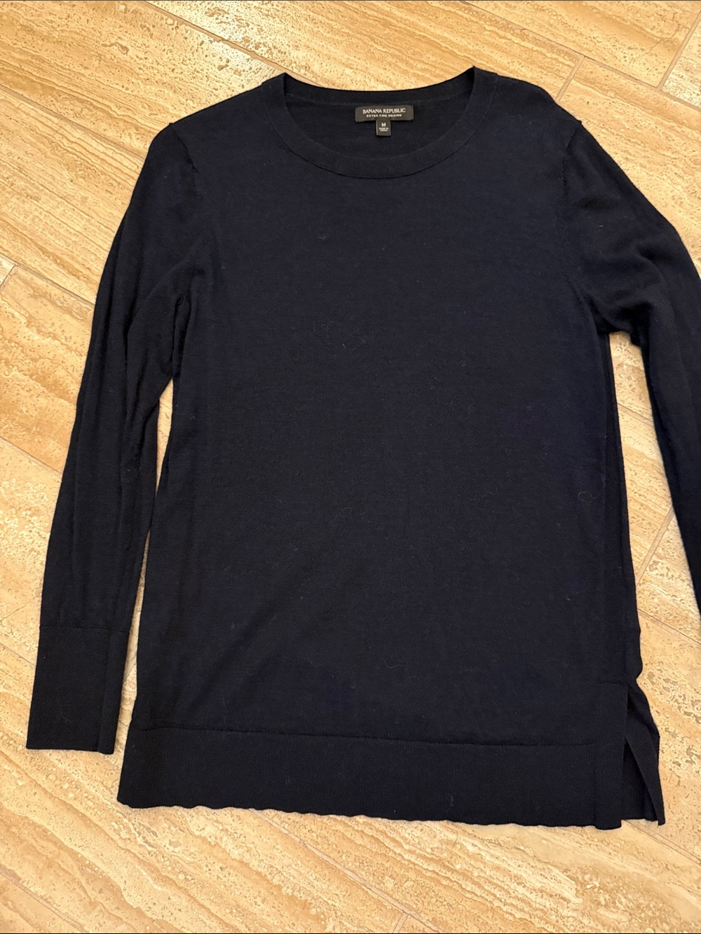 Banana Republic Navy Extra Fine Merino Wool  Crewneck Lightweight Sweater Medium